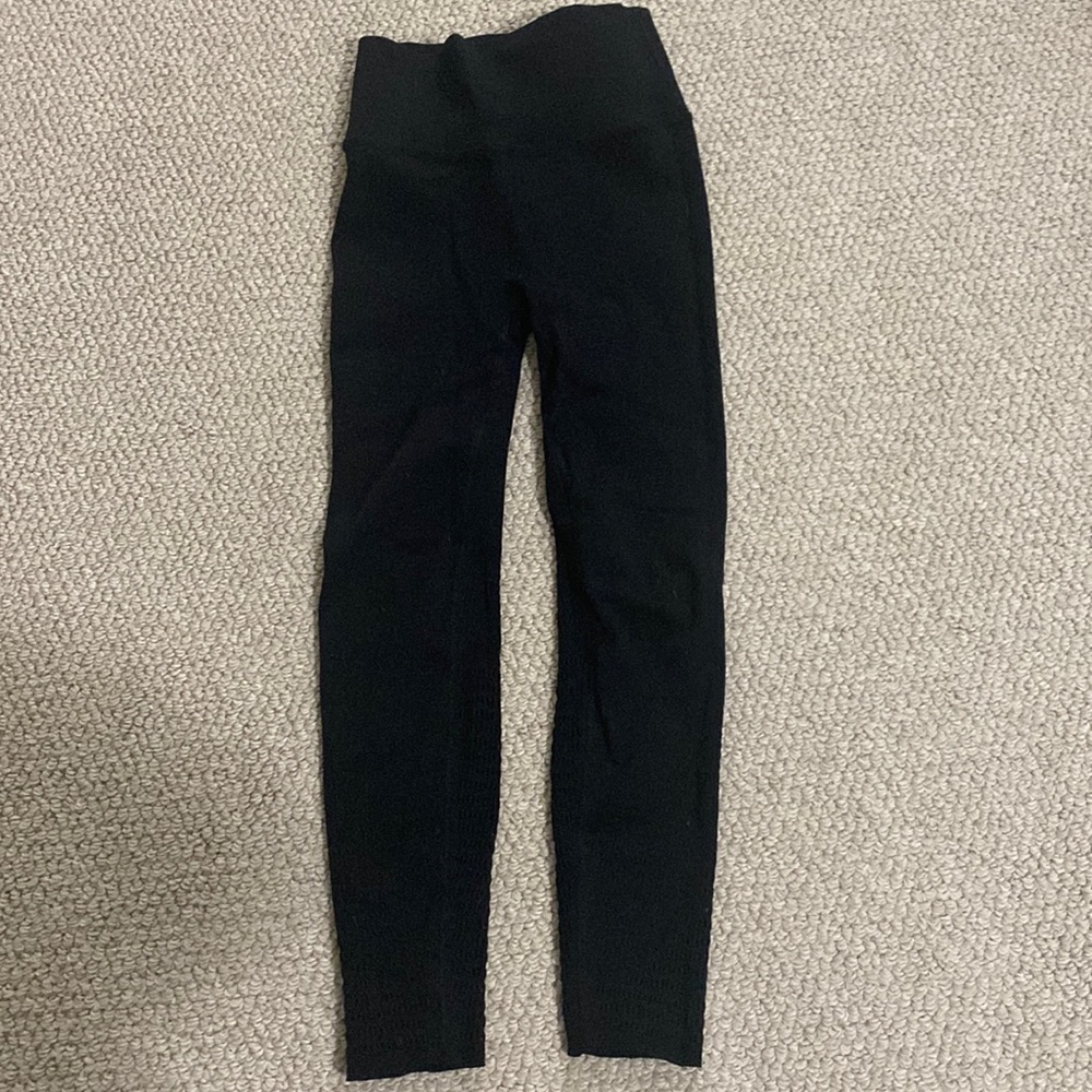 Black Fabletics leggings